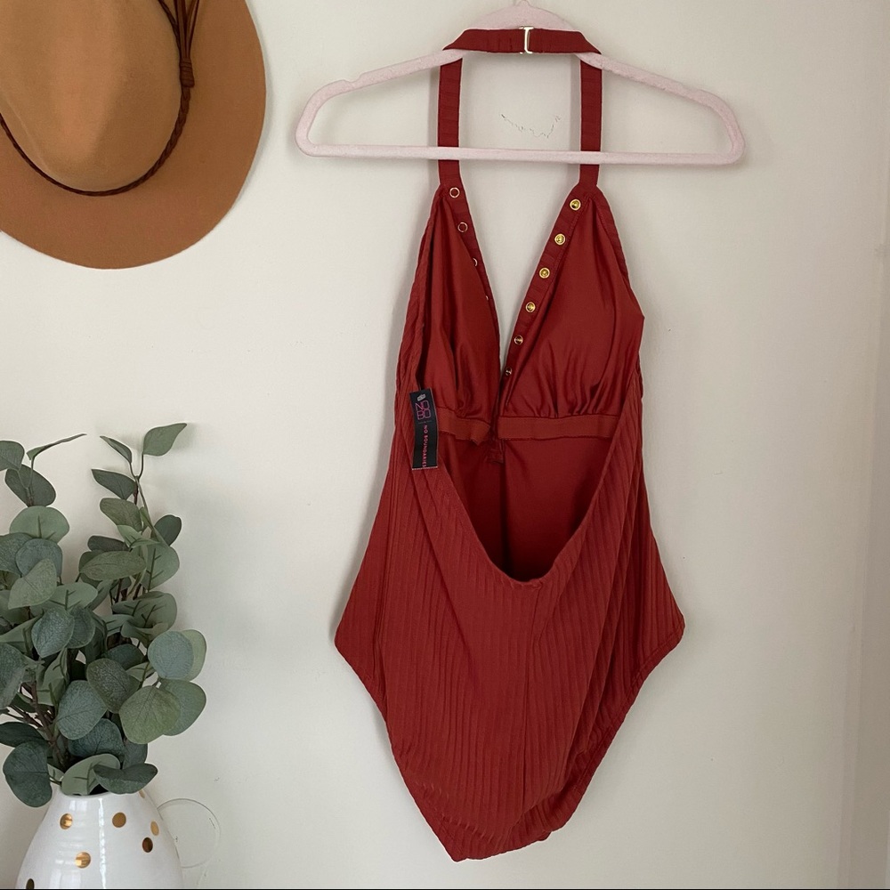 Halter Neck Snap Rust Color Plus Size Swimsuit - Picture 3 of 10